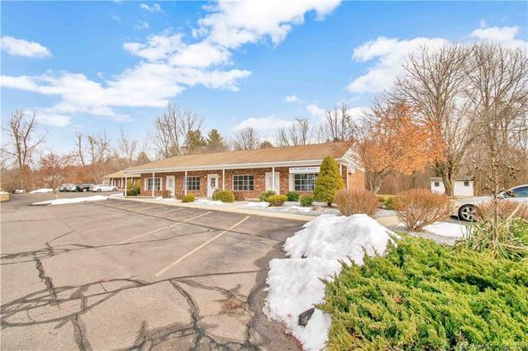 141 Hazard Ave, Enfield, CT 06082